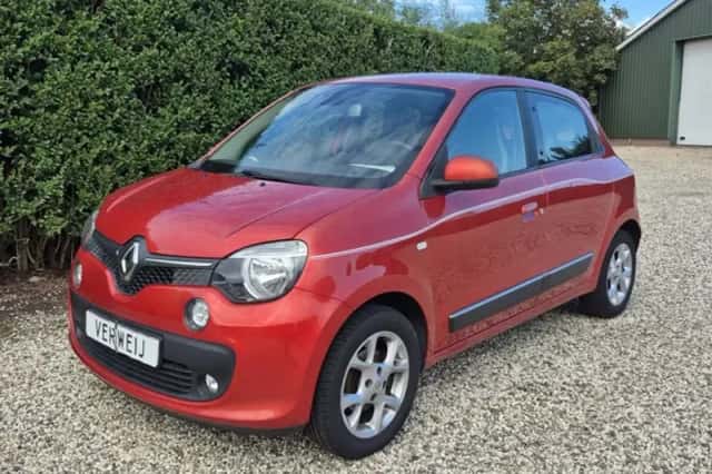 Renault Twingo (2015) thumbnail 1