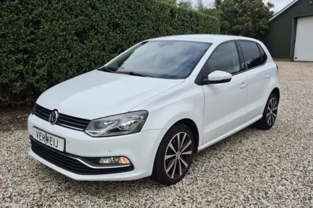 Volkswagen Polo (2016) thumbnail 1