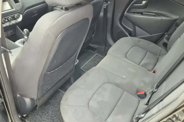 Kia Rio (2013) thumbnail 6