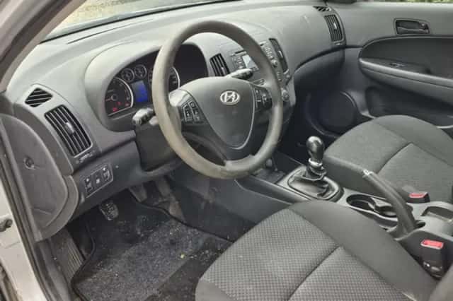 Hyundai i30 (2011) thumbnail 4