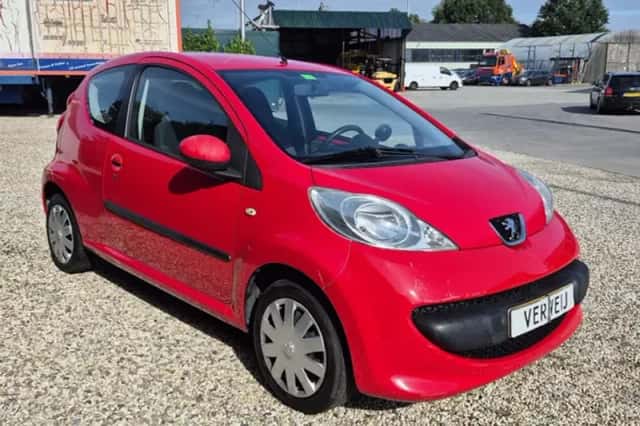 Peugeot 107 (2008) thumbnail 3