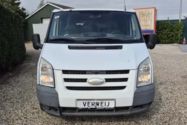 Ford Transit (2010) thumbnail 2