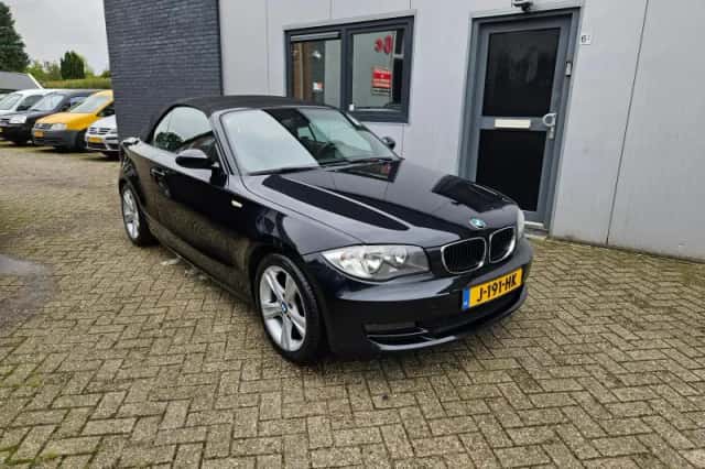 BMW 1-Serie (2008) thumbnail 1