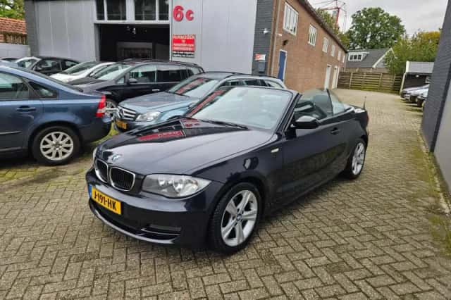 BMW 1-Serie (2008) thumbnail 3