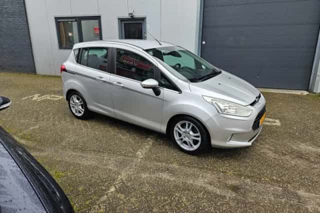 Ford B-Max (2013) thumbnail 3