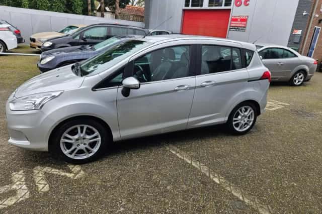 Ford B-Max (2013) thumbnail 4