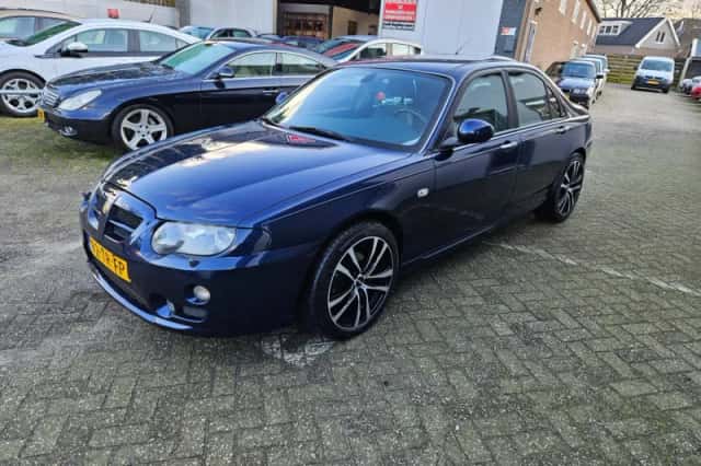 MG ZT (2007) thumbnail 2