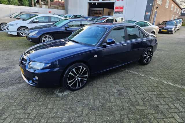 MG ZT (2007) thumbnail 4