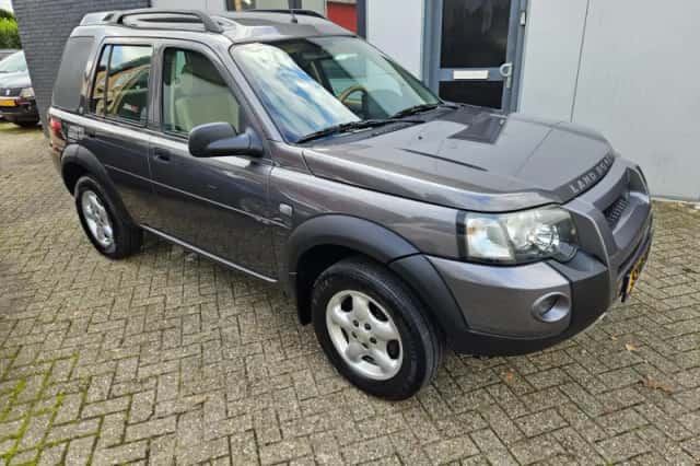 Land Rover Freelander (2006) thumbnail 3