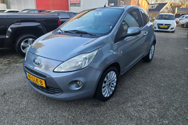 Ford Ka (2010) thumbnail 2