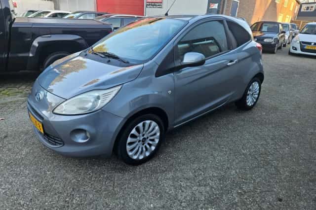 Ford Ka (2010) thumbnail 4