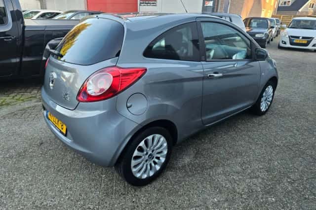 Ford Ka (2010) thumbnail 6