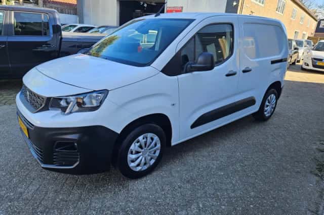 Peugeot Partner (2021) thumbnail 4