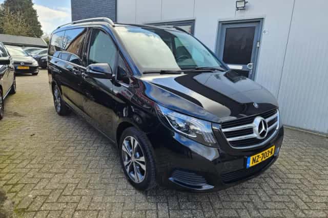 Mercedes-Benz V-Klasse (2017) thumbnail 1