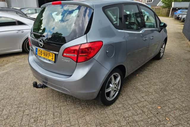 Opel Meriva (2010) thumbnail 6