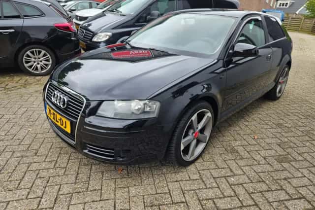 Audi A3 (2007) thumbnail 2