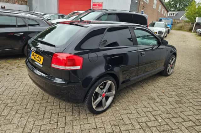 Audi A3 (2007) thumbnail 6