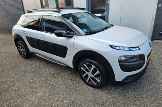 Citroën C4 Cactus (2016) thumbnail 3