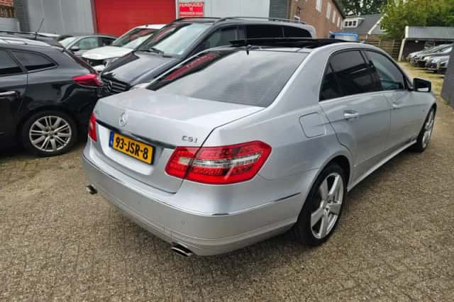 Mercedes-Benz E-Klasse (2009) thumbnail 6