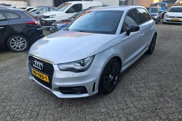 Audi A1 (2012) thumbnail 2