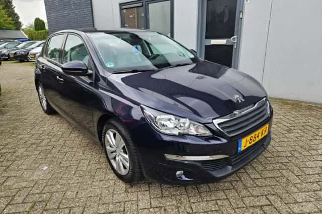 Peugeot 308 (2013) thumbnail 1