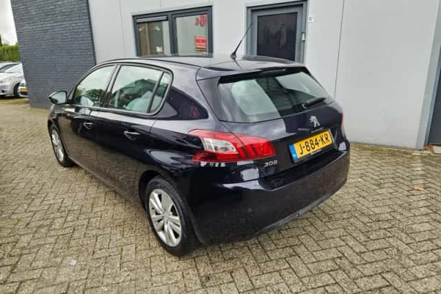 Peugeot 308 (2013) thumbnail 5
