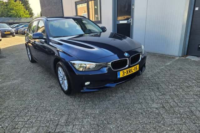 BMW 3-Serie (2014) thumbnail 1