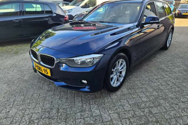 BMW 3-Serie (2014) thumbnail 2