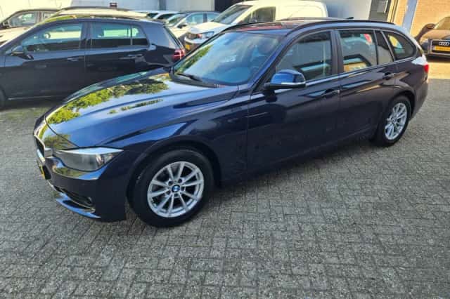 BMW 3-Serie (2014) thumbnail 4