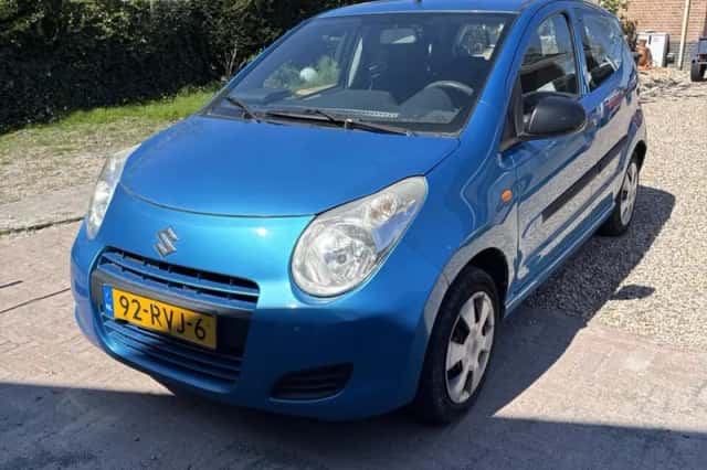 Suzuki Alto (2011) thumbnail 6