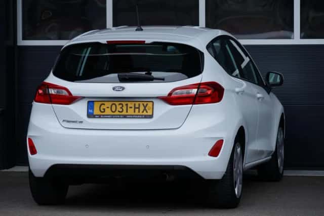 Ford Fiesta (2019) thumbnail 2