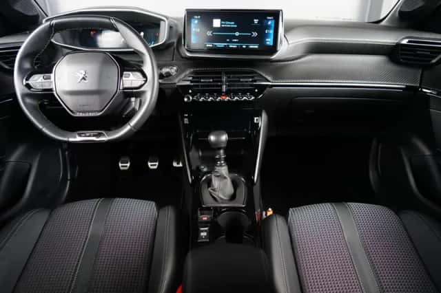 Peugeot 208 (2022) thumbnail 4