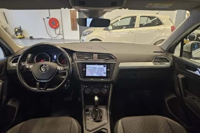 Volkswagen Tiguan (2020) thumbnail 3