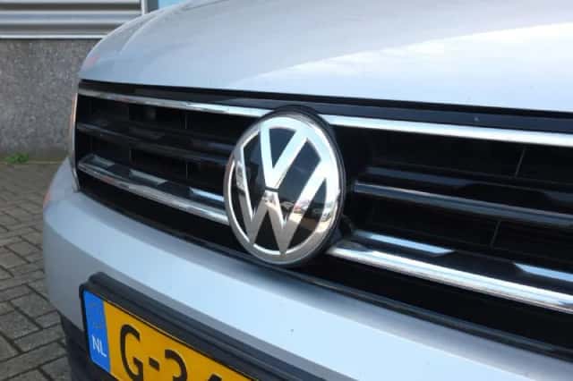 Volkswagen Tiguan (2020) thumbnail 4