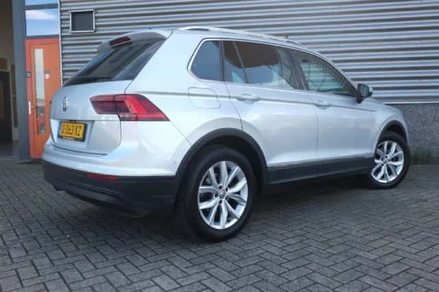 Volkswagen Tiguan (2020) thumbnail 6
