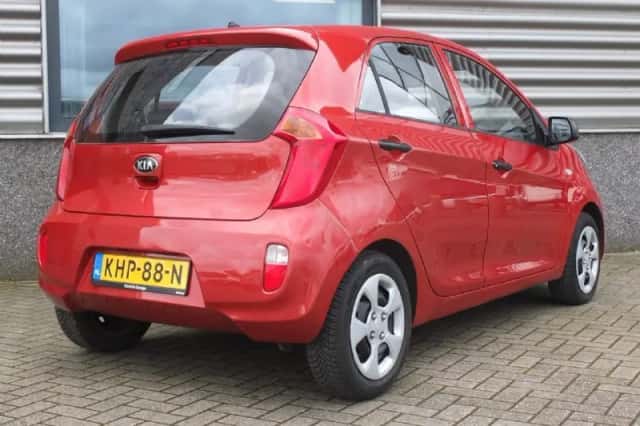 Kia Picanto (2014) thumbnail 4