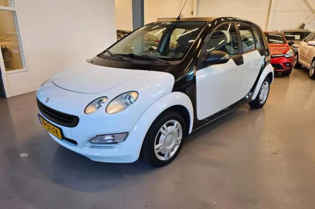 Smart ForFour (2006) thumbnail 1