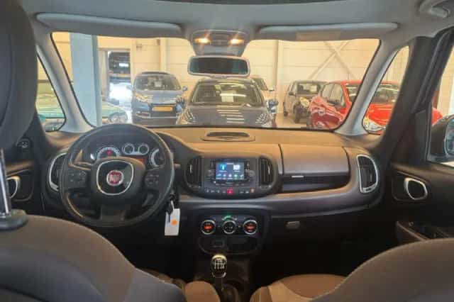 Fiat 500L (2017) thumbnail 3