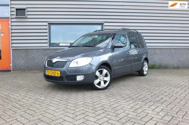 Škoda Roomster (2008) thumbnail 1