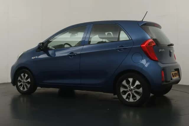 Kia Picanto (2017) thumbnail 5