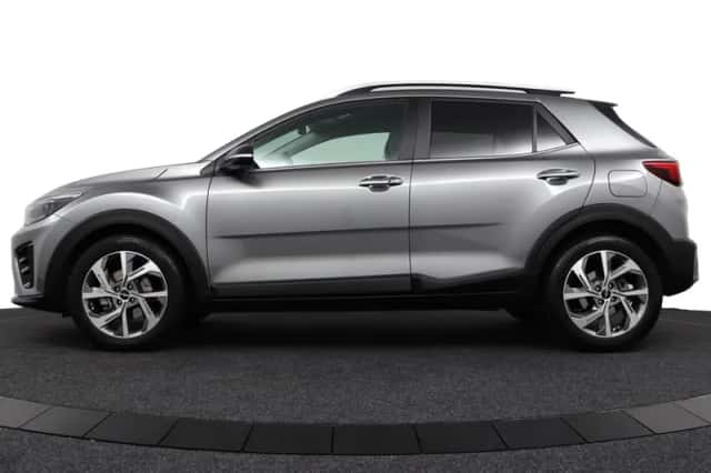 Kia Stonic (2025) thumbnail 3