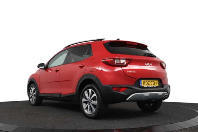 Kia Stonic (2025) thumbnail 6