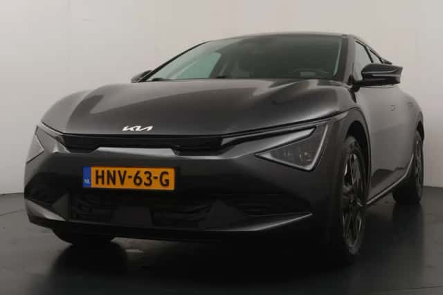 Kia EV6 (2025) thumbnail 3