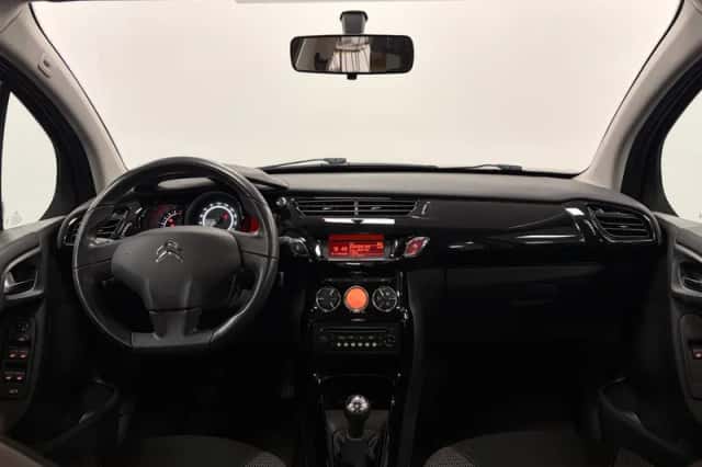 Citroën C3 (2013) thumbnail 2