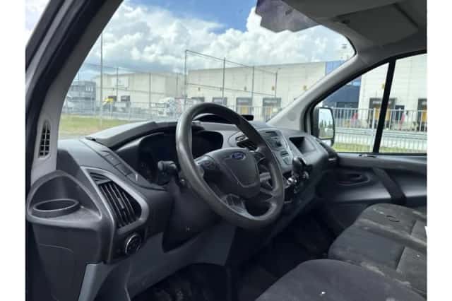 Ford Transit Custom (2016) thumbnail 3