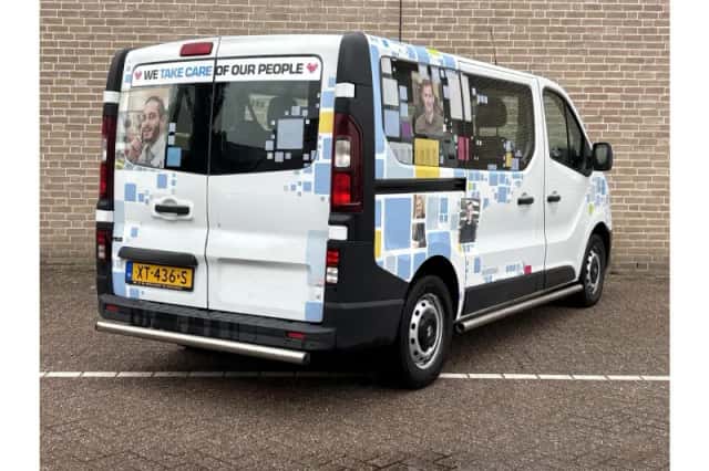 Renault Trafic (2017) thumbnail 2
