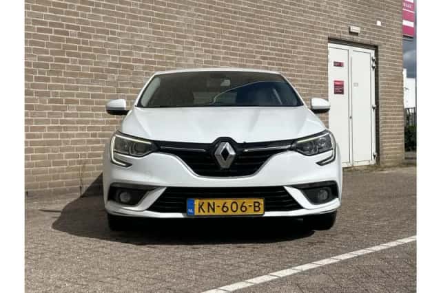 Renault Mégane (2016) thumbnail 5