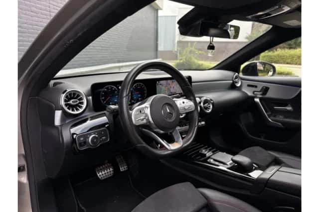 Mercedes-Benz A-Klasse (2020) thumbnail 3