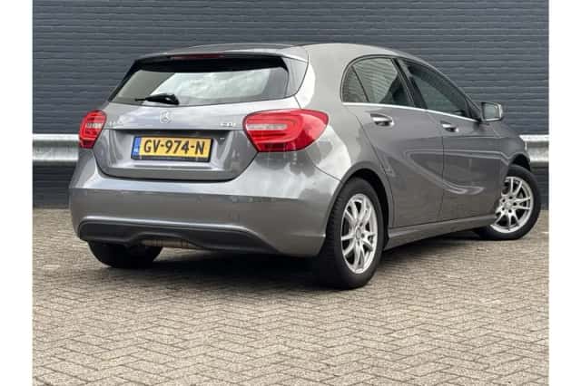 Mercedes-Benz A-Klasse (2015) thumbnail 2