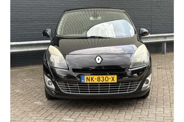 Renault Grand Scénic (2012) thumbnail 5